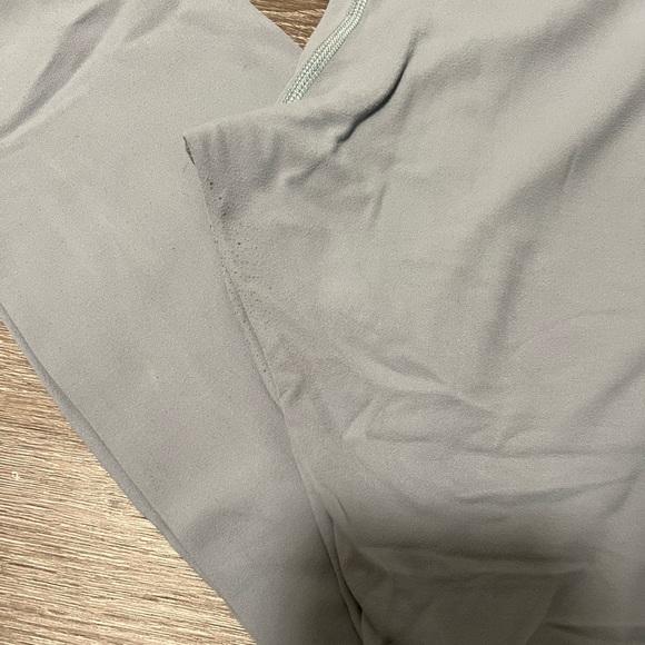 Lululemon Align Leggings - Picture 2 of 3